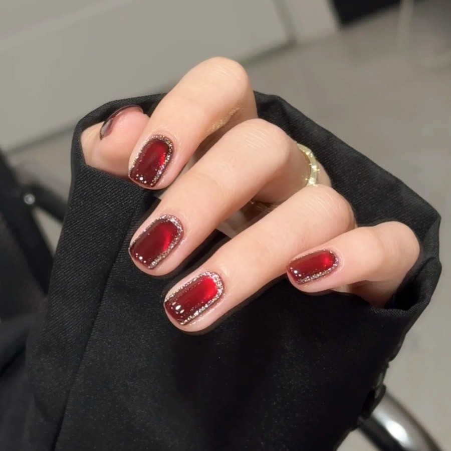 60pcs-Press on Nails Wine Red Short Square Cat Eye Rhinestone Border Details