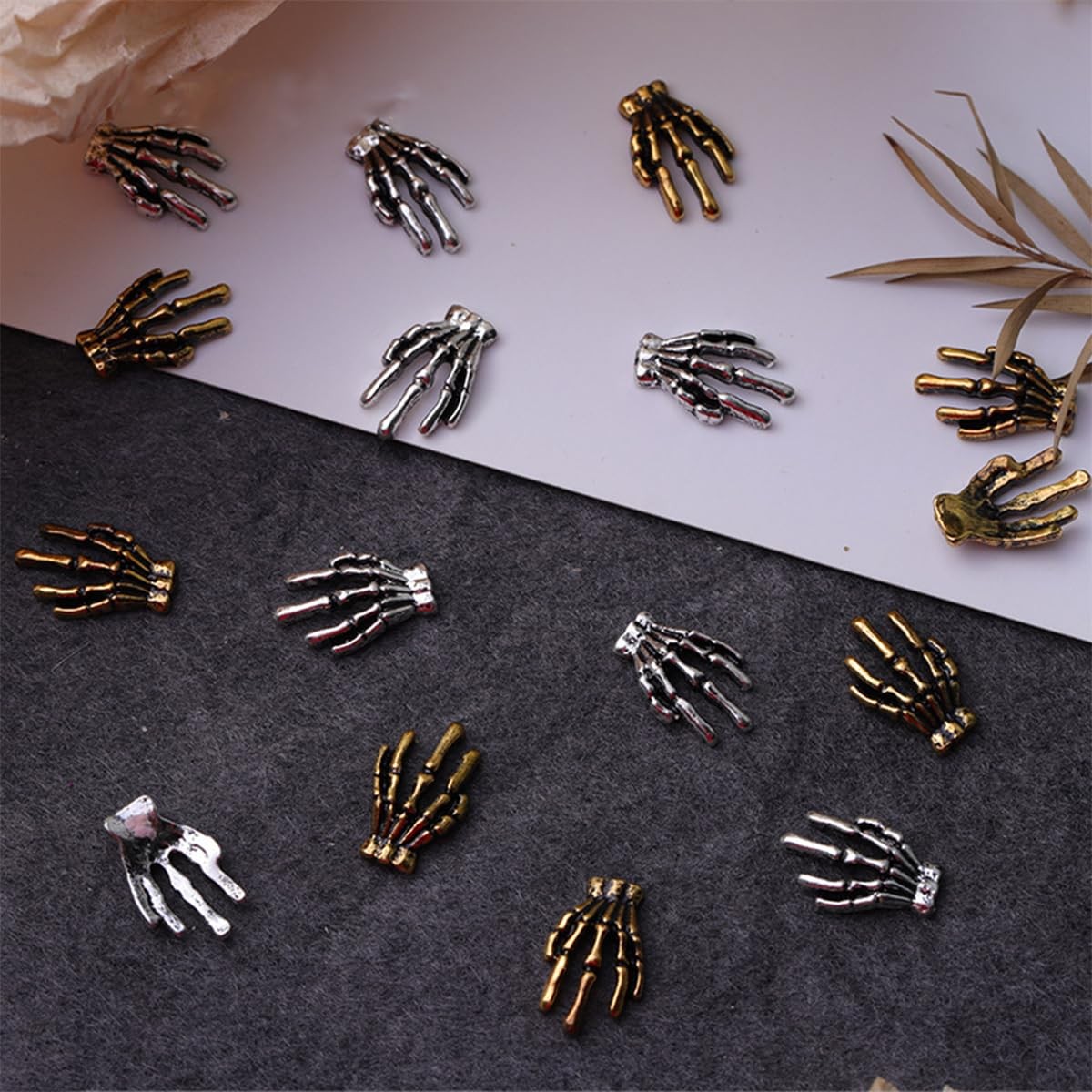 18Pcs Halloween Hand Skeleton Nail Charms 3D Gold Silver Red Skull Alloy Nail…