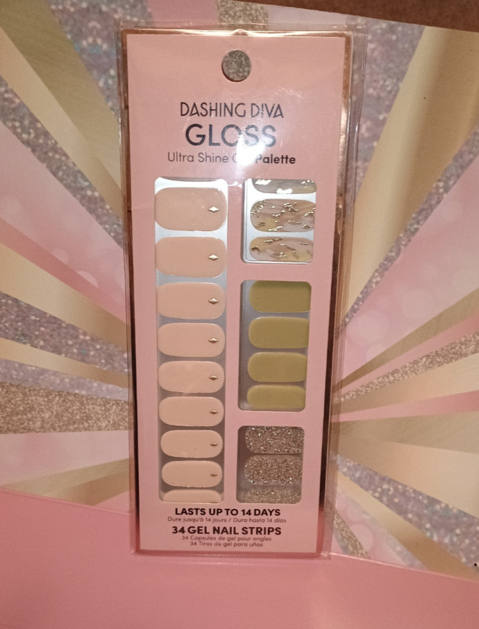 Dashing Diva WALKING on SUNSHINE Green, Gold,Nude,Glitter, Metallic Nail Strips
