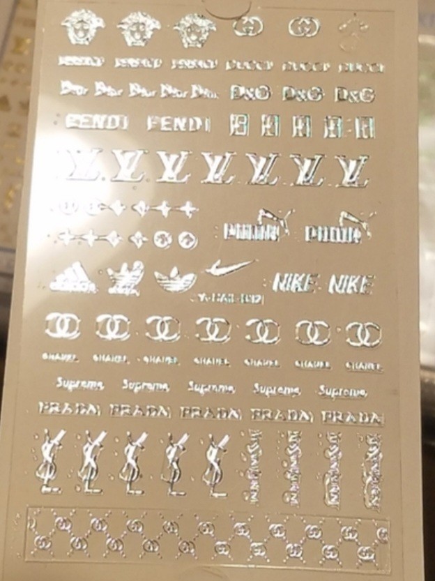 NWT NAIL ART DESIGN SELF-SEAL STICKERS N°116: METALLIC SILVER!