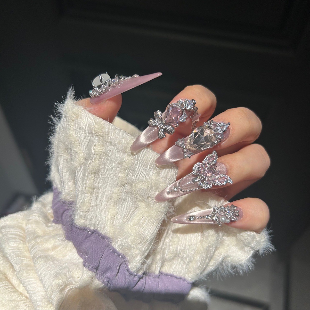 Handmade Press On Nails Dongzhou Crystal Luxury Zircon Nail Art Wholesale