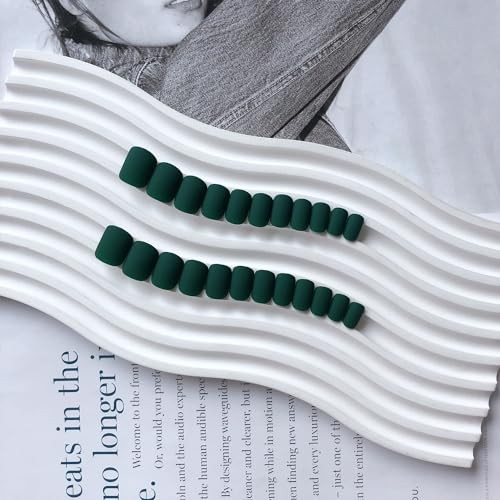 Emerald Green Press on Nails – Short Square Fake Nails – Matte Green