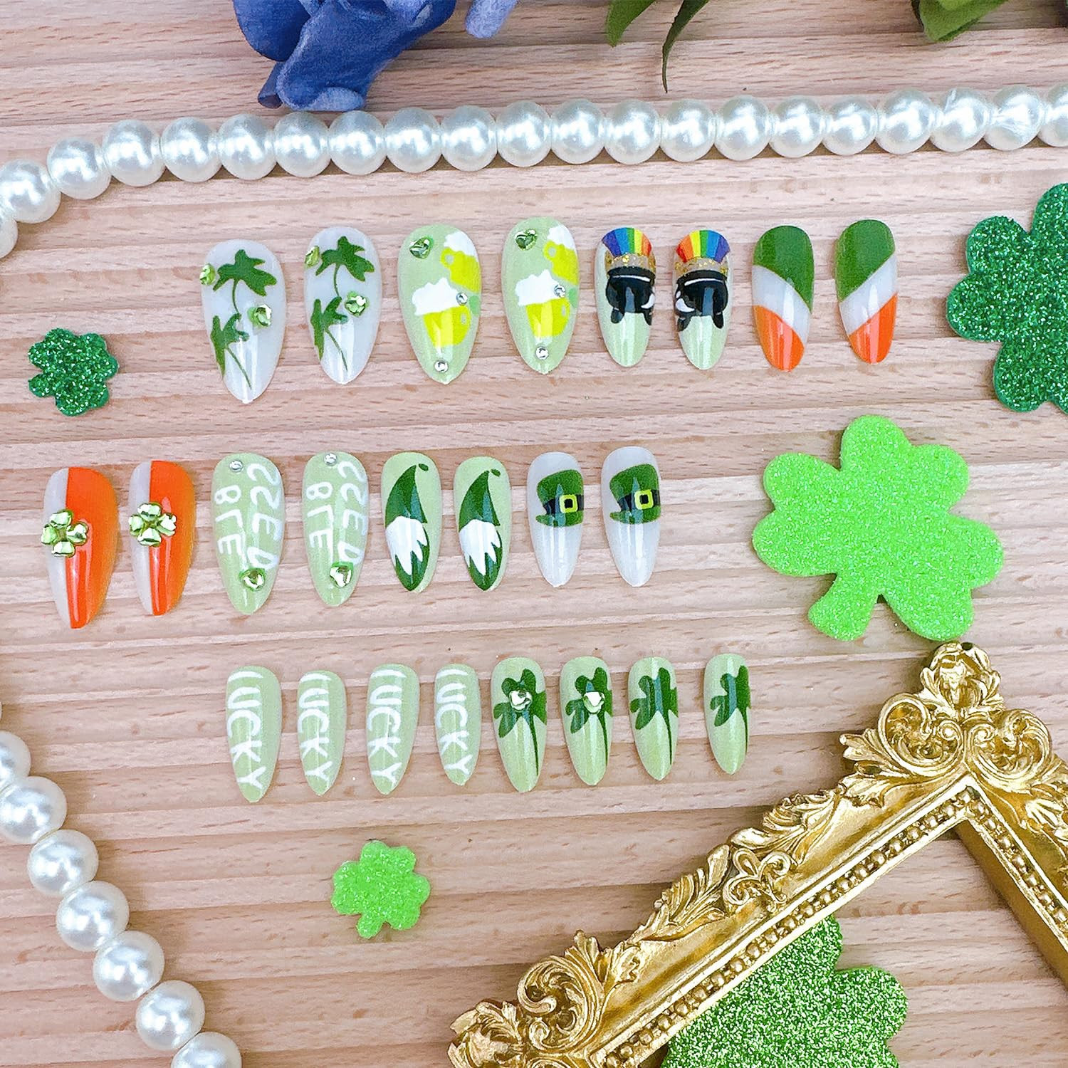 24Pcs St. Patrick’S Day Press on Nails Medium Almond Fake Nails with Shamrocks R