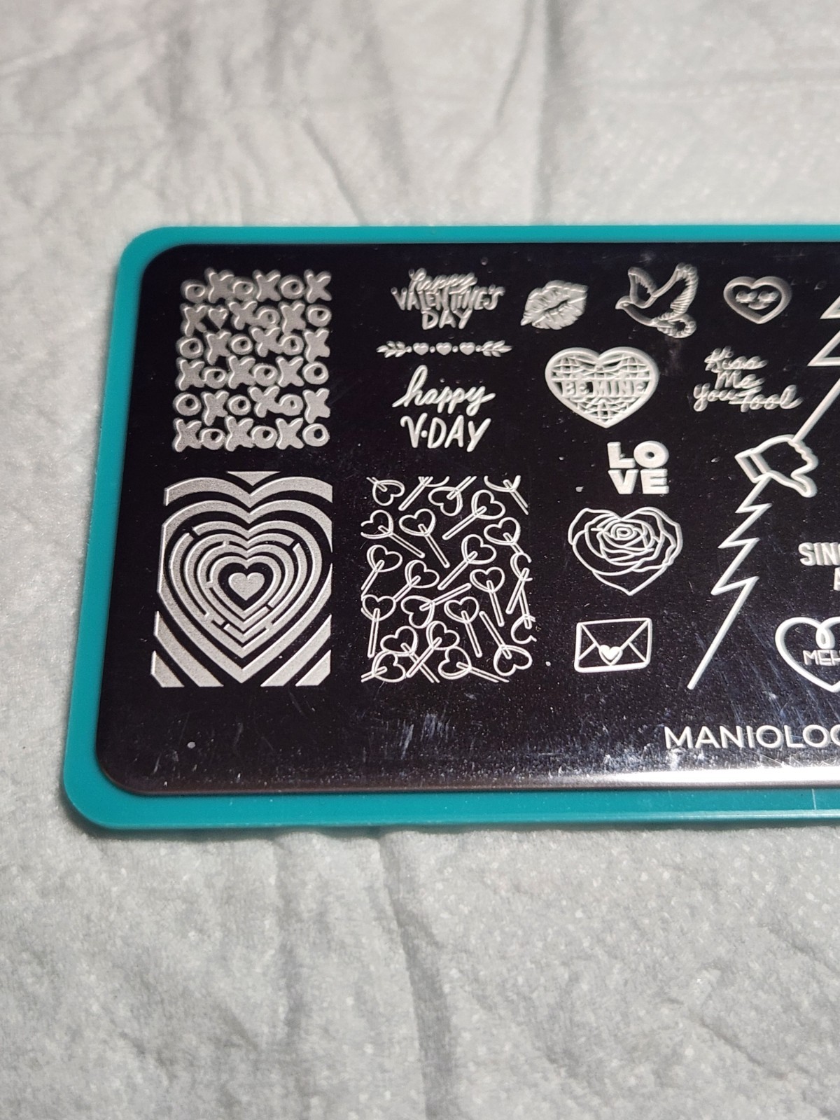 Maniology Nail Stamping Plate M045 Love, Anti-Love, Valentine’s