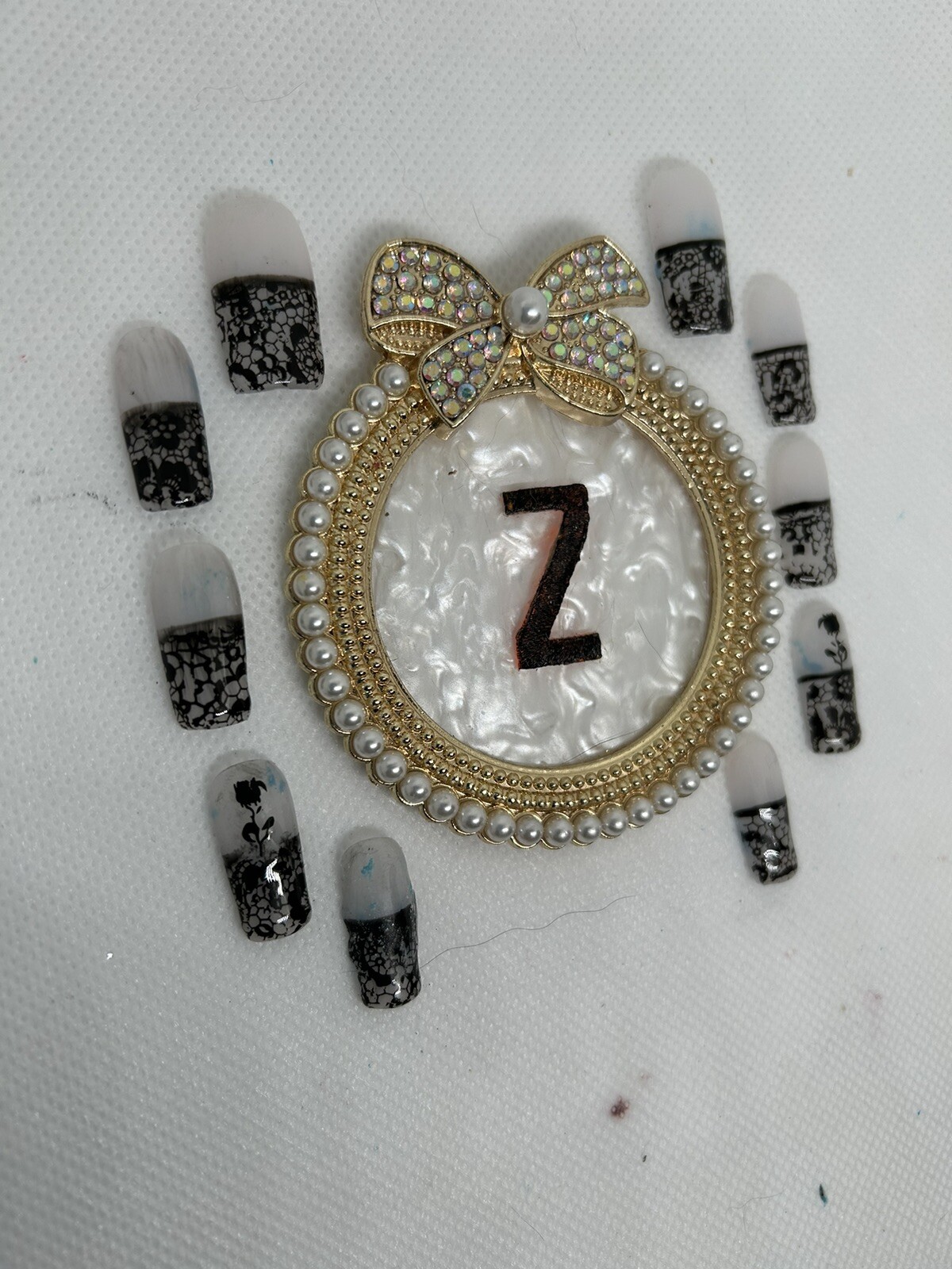Z NAILZ! Gorgeous Handmade Milky White W/Black Lace Press On Nails