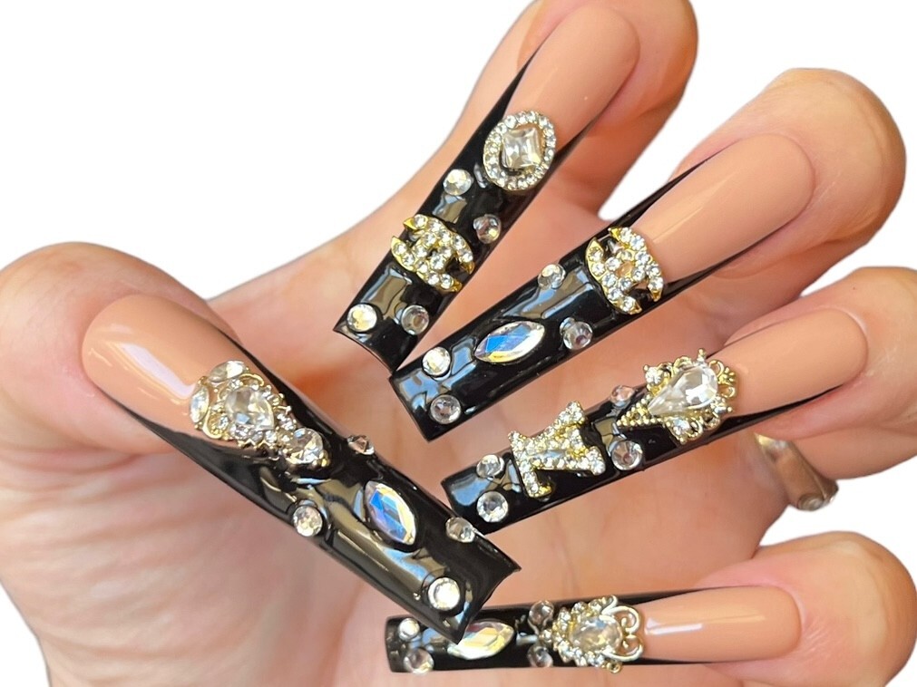 Luxurious Handmade Acrylic Press On Nails – A27 – High Quality & Reusable