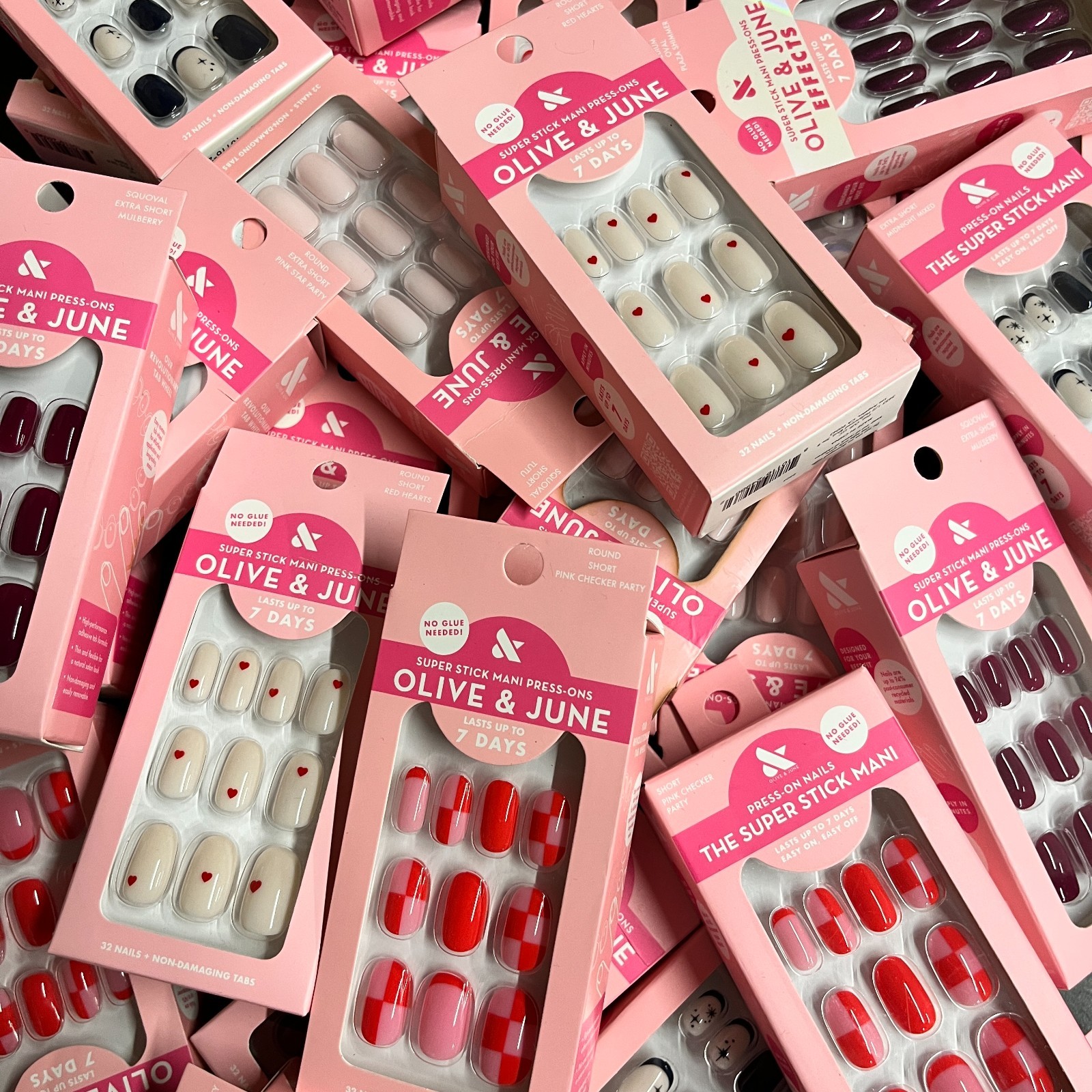 Lot of 30 – Olive and June Press-On Nails 7 Days Multiple Colors & Sizes