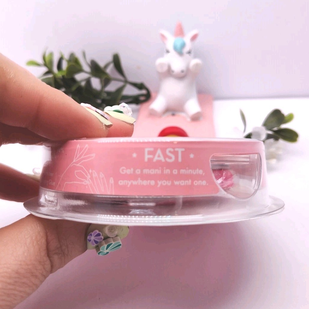 Olive & June Insta press on nails Almond Medium Ride Into The Sunset French New