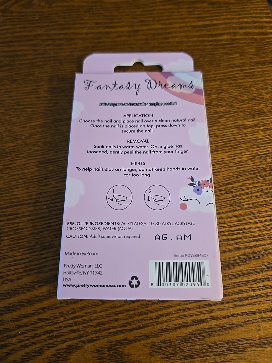 Pretty Woman Press-On Nails Fantasy Dreams Kids / Small