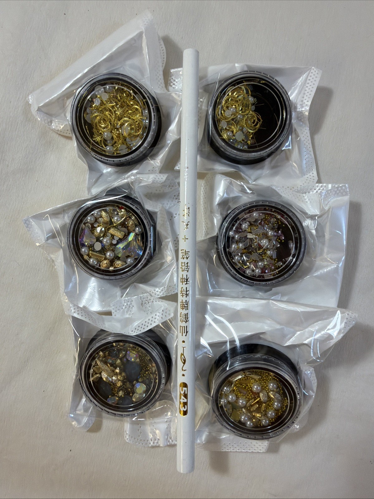 Nail Art Gems Pearls Rhinestones Beads Gold Tone