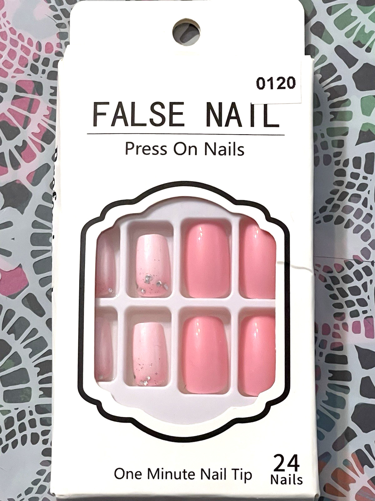 False Nail LIGHT PINK to DARK PINK OMBRÉ and GLITTER DETAIL Press On Manicure