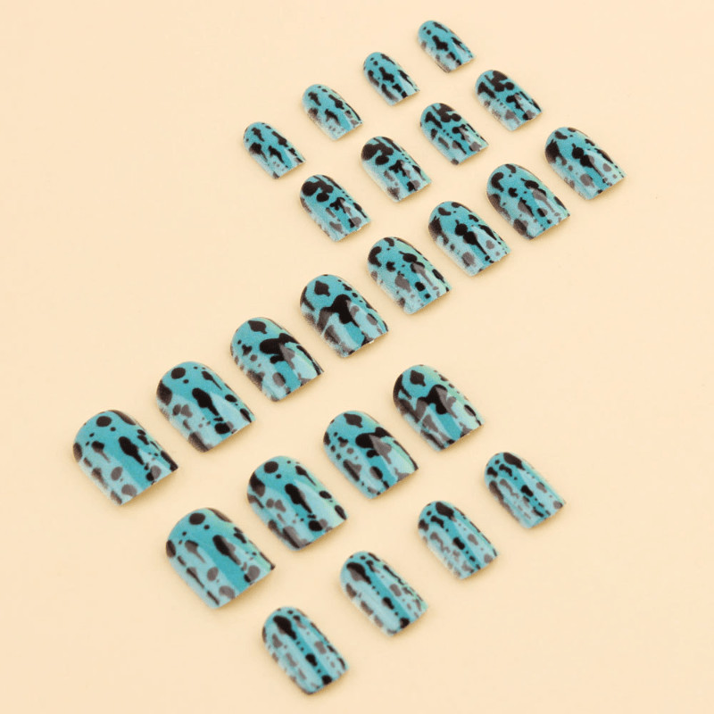 48P Short Square Press on Nails, Green Black Frog Spot Animal Fake Nails