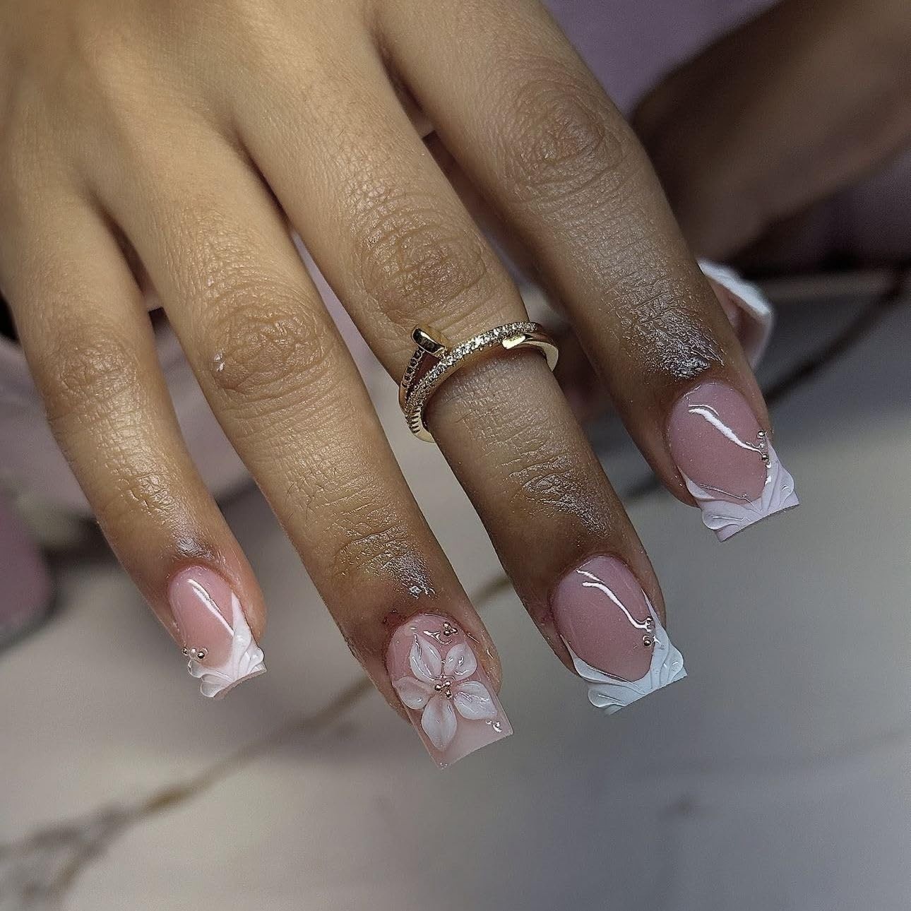 Short Press on Nails Square – White French Tip Fake Nails with Flower Design …