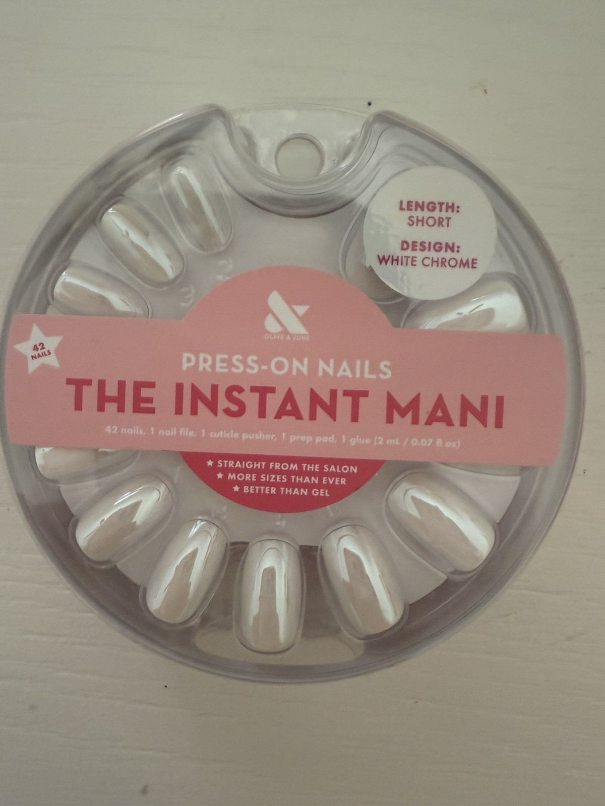Olive and June The Instant Mani Press On Nails- Medium and Short Length NEW NEW