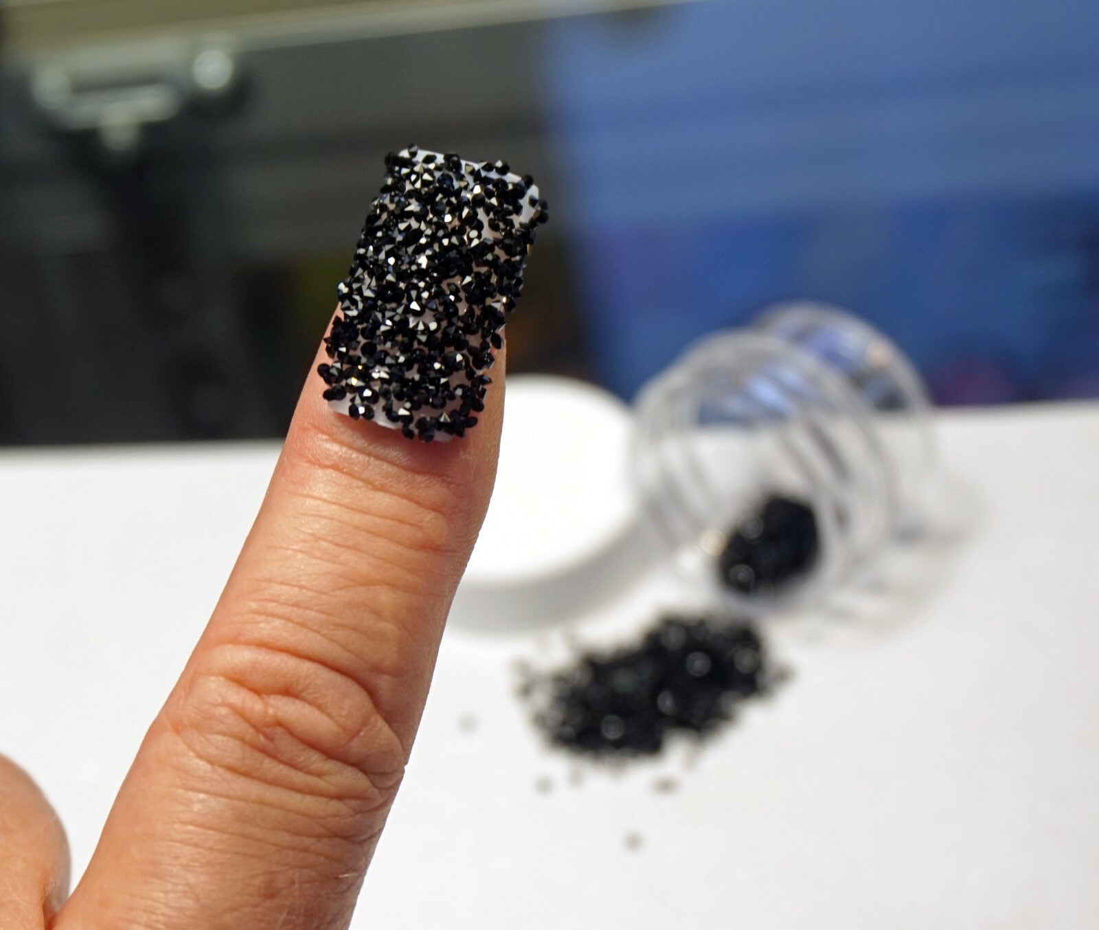 PREMIUM BLACK CRYSTALS FOR NAILS 1000 Pixiecrystals 3D Nail Art Small Gift