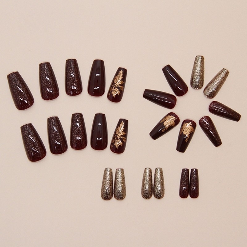 Seasonal Press On Nail Set 24PCS Amber Maple Leaf Pattern Customizable