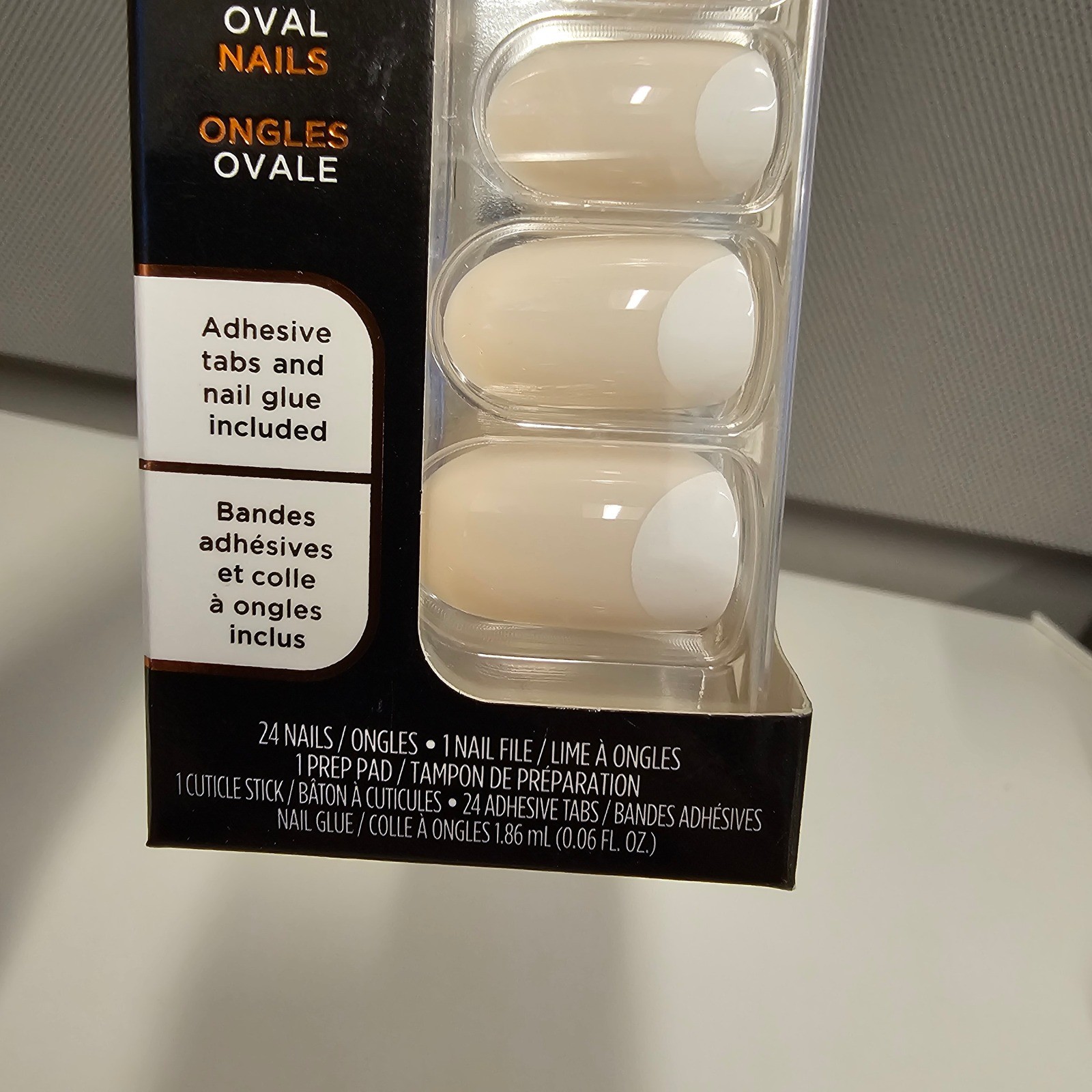 NEW Sally Hansen Salon Effects Perfect Manicure Oval Nails Moon-ami 24