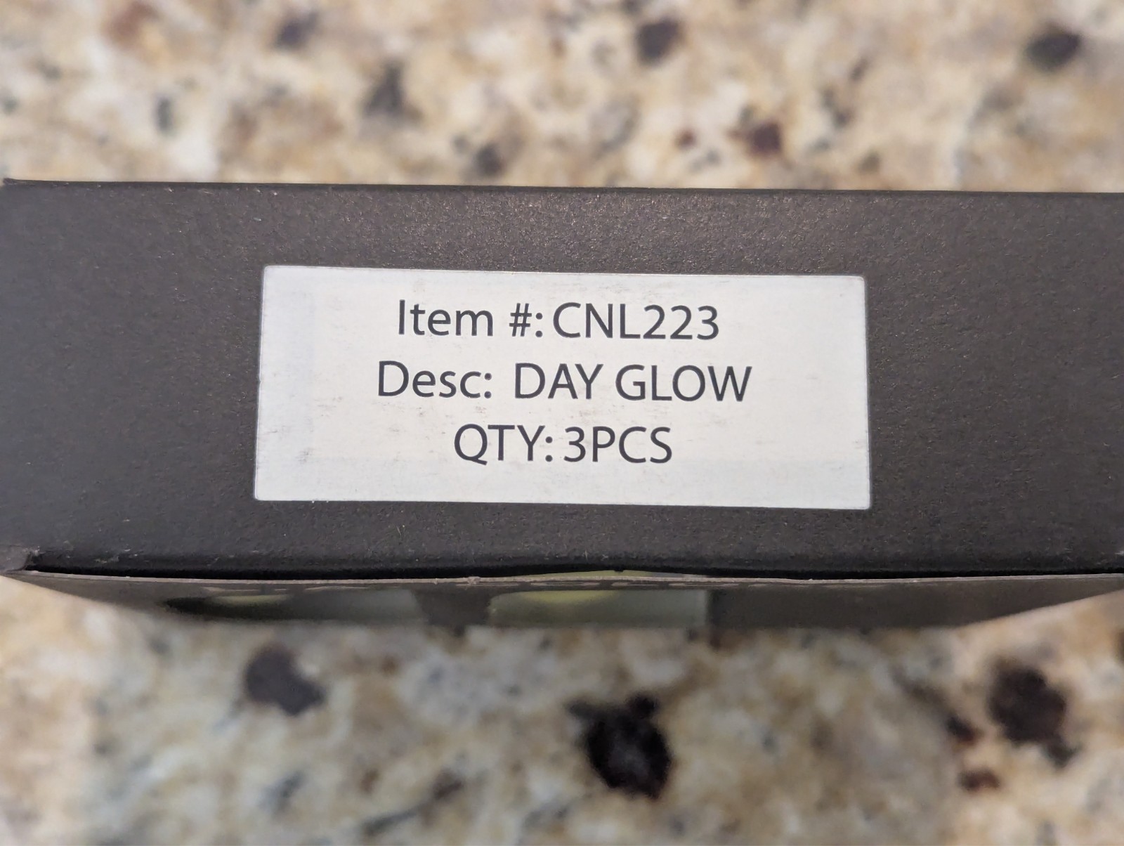 L.A. Colors Day Glow Gel Fingernail Polish Neon Yellow CNL223 – 3 Pack