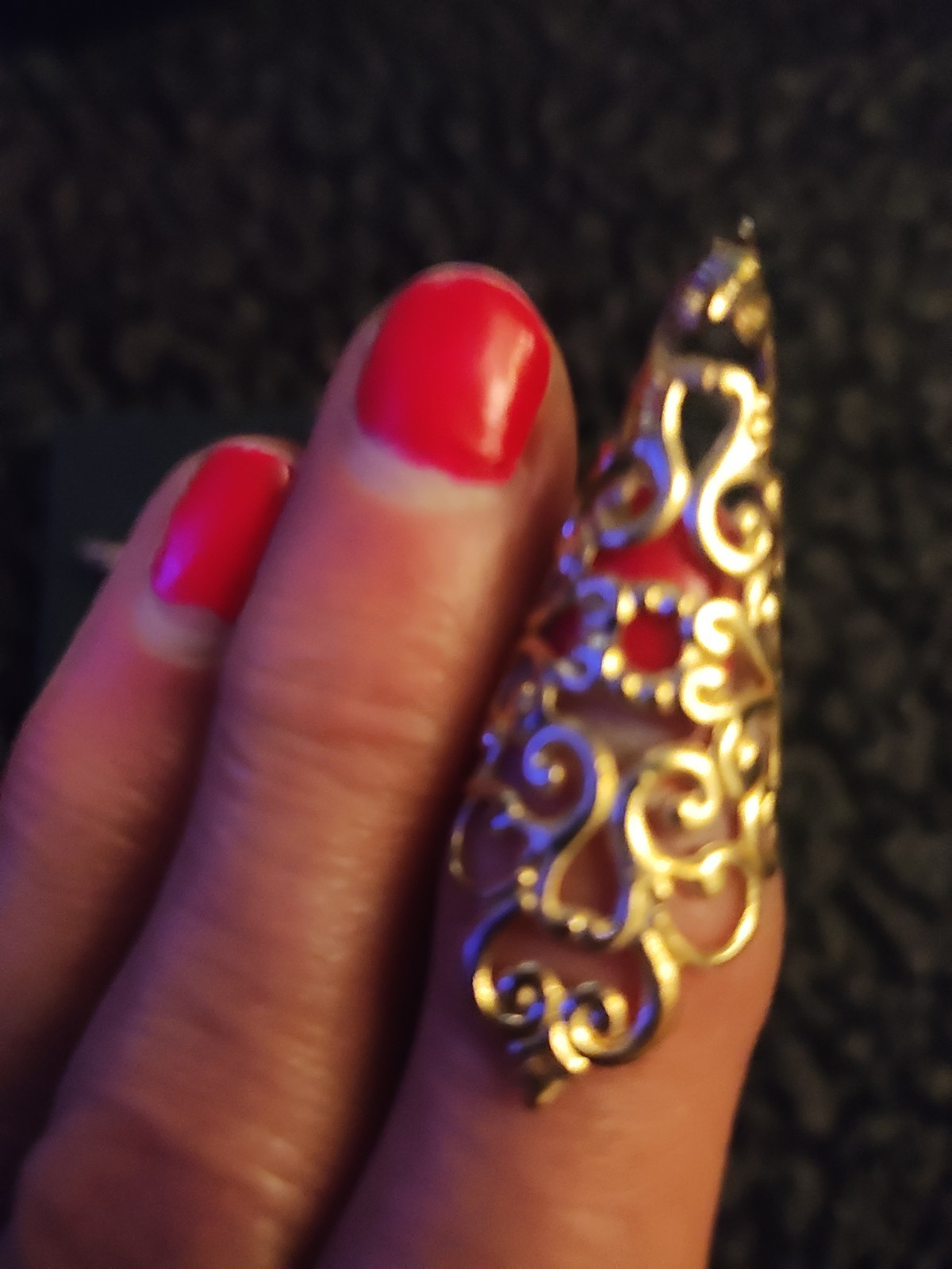 Metal Designer Fingernail Cover Gold