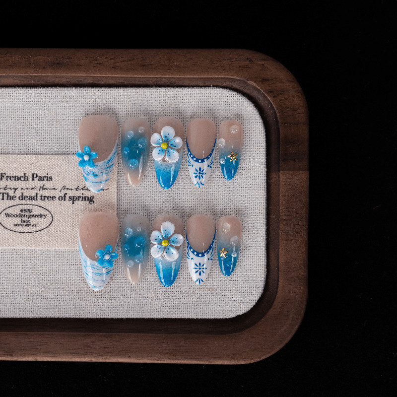 Elegant Handmade Blue Ombre Press On Nails Medium Almond Shape for Spring Summer