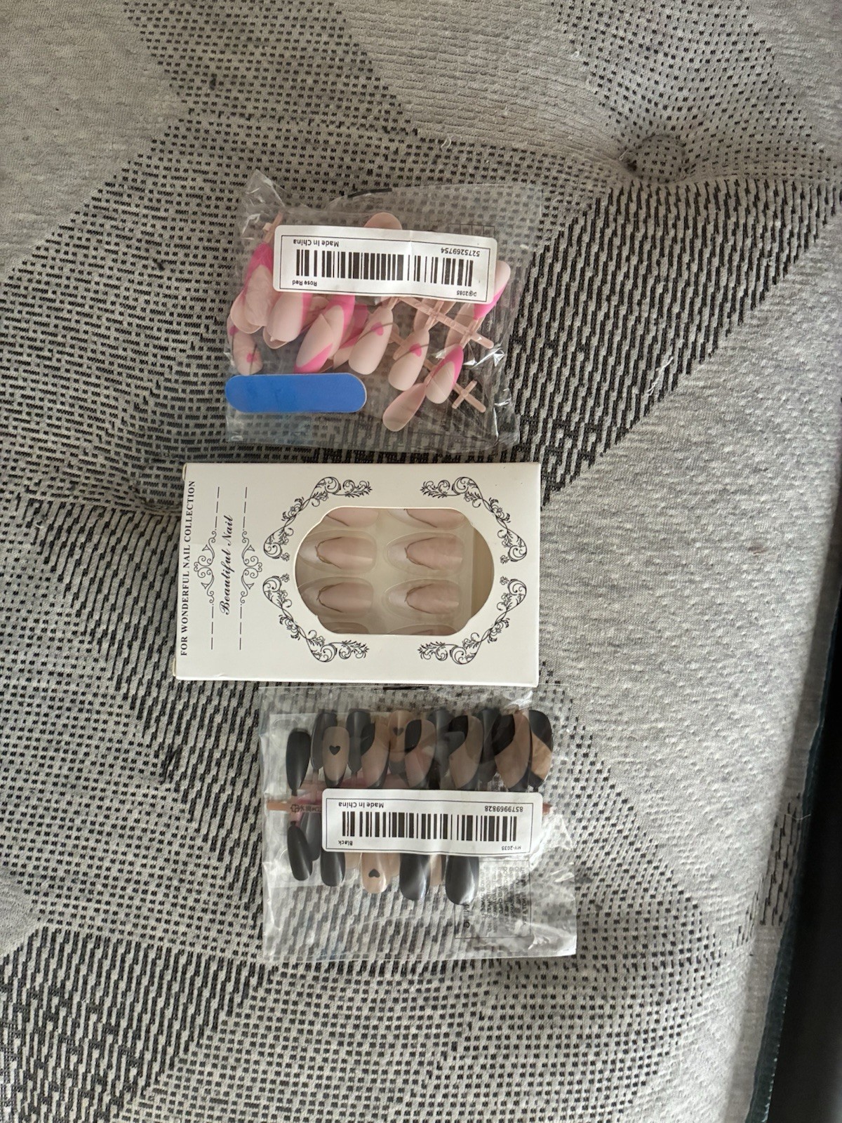 Long Almond Press-On Nails Lot of 3 Black/Beige Hearts Glossy Plastic