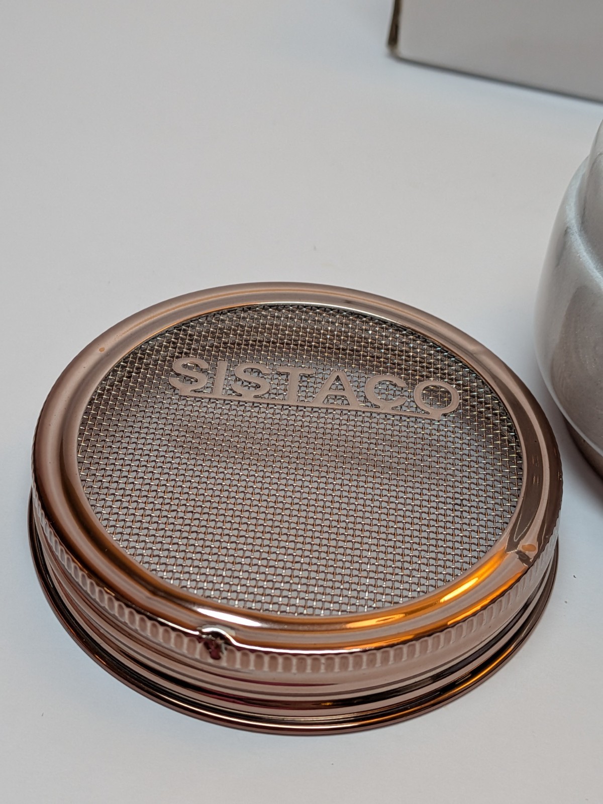 Sistaco “The Pedestal” Nail Powder Catch Tray Carrara Marble ~ New w/Flaw