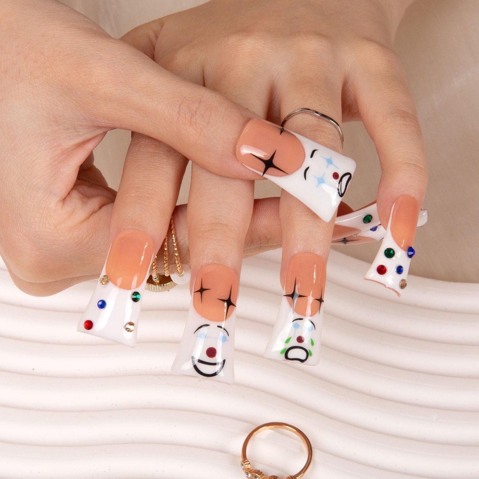 LOVFUL Press on Nails Clown Duck Classic Regular 1.3 in H139-S