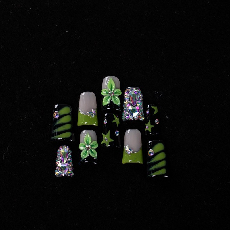 10pcs Green Duck Nails 3D Sculpted Flower Rhinestone Star Unique Short