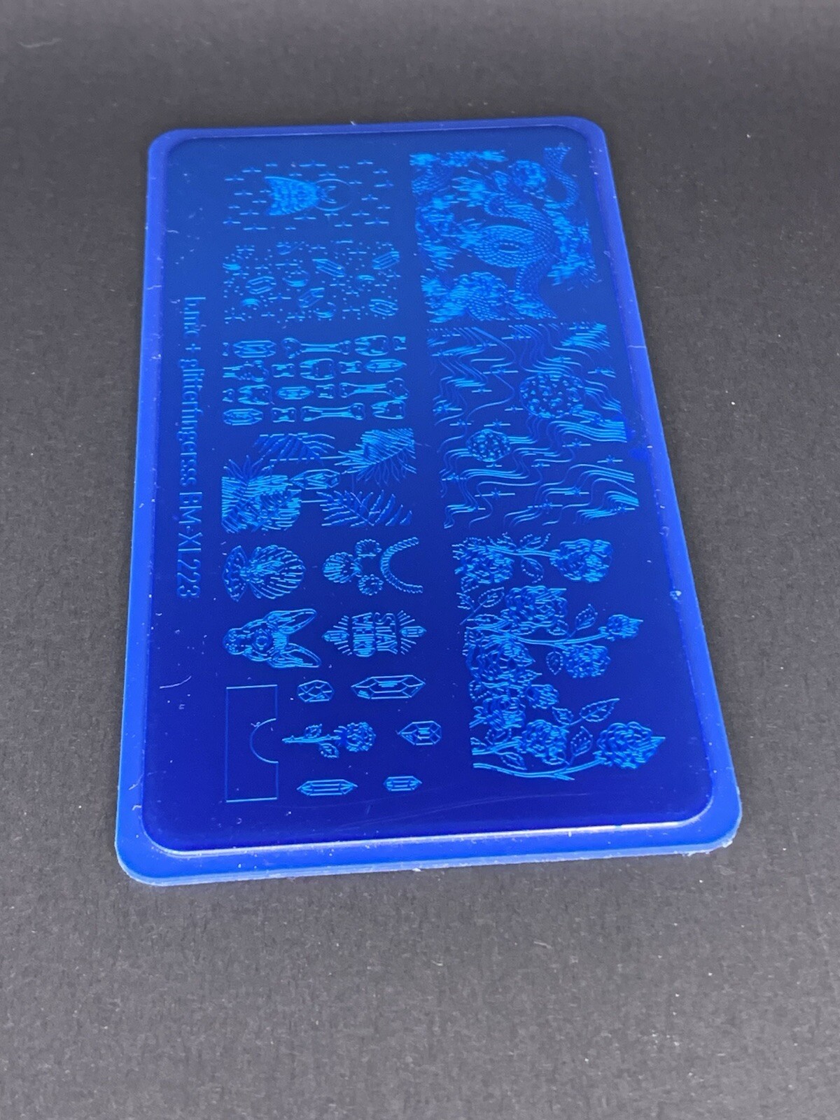 Maniology Bundle Monster BMC Glitterfingersss BM-XL223 Collab Nail Stamp Plate