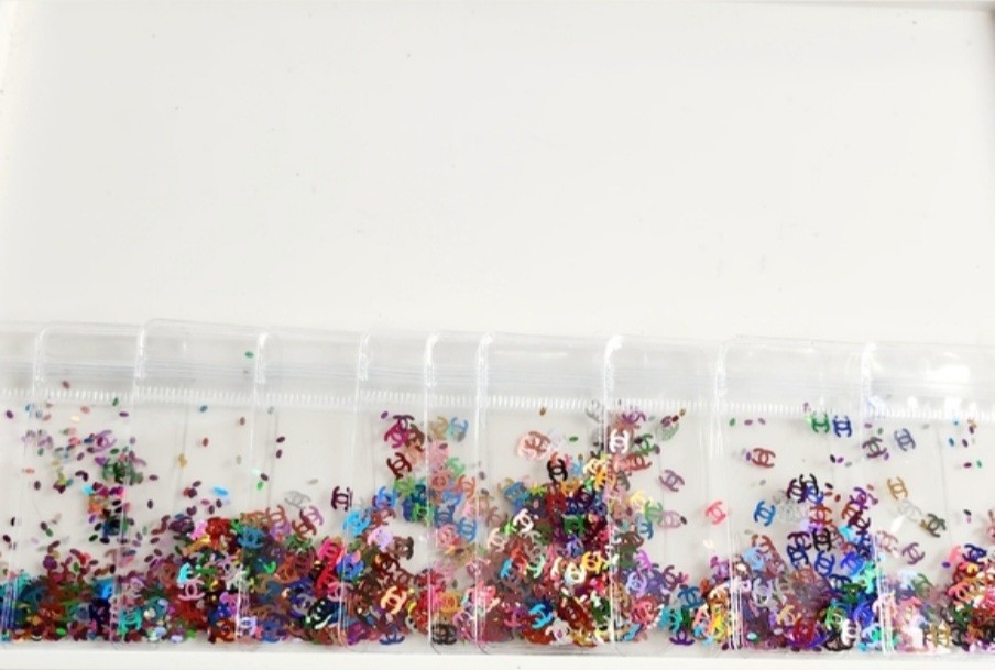 NWT NAIL ART DESIGN MULTICOLORED MIXTURE FLAT METALLIC FOIL LUXURY LOGO SEQUINS