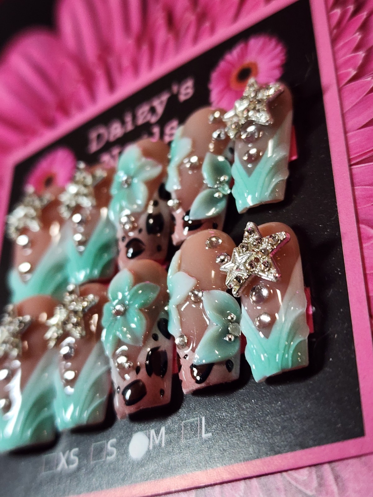 Medium Size Mint Green Star 3D Floral Nail Set Handmade Square 2.5 Cm Length