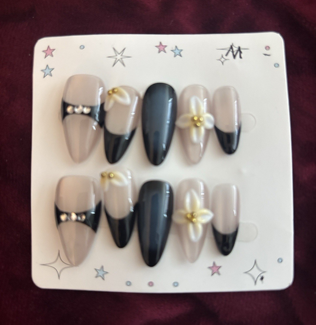 Long Almond Press-On Nails Black & Beige 3D Pre-Designed Star Nail Art