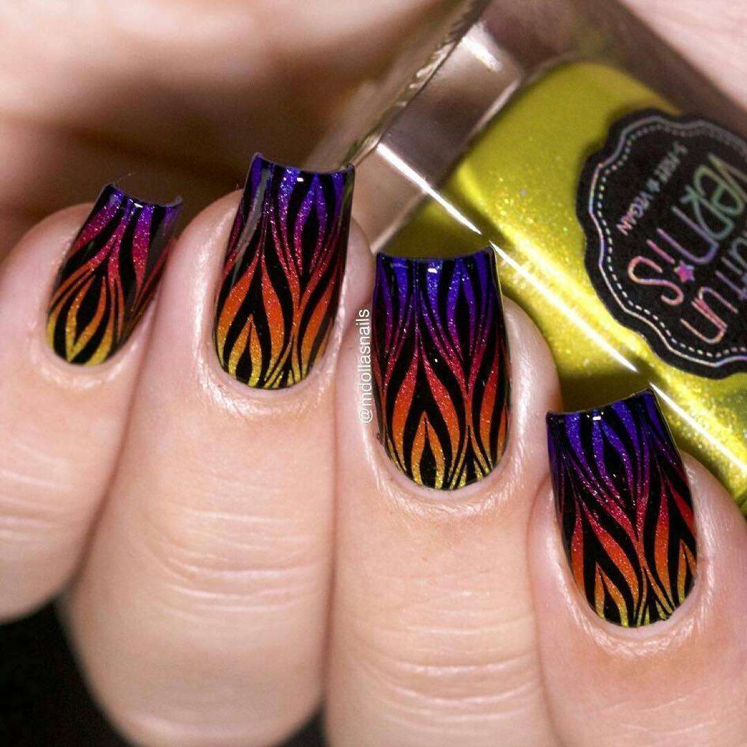 B002 Water Marble to Perfection Stamping Plate For Stamped Nail Art Design