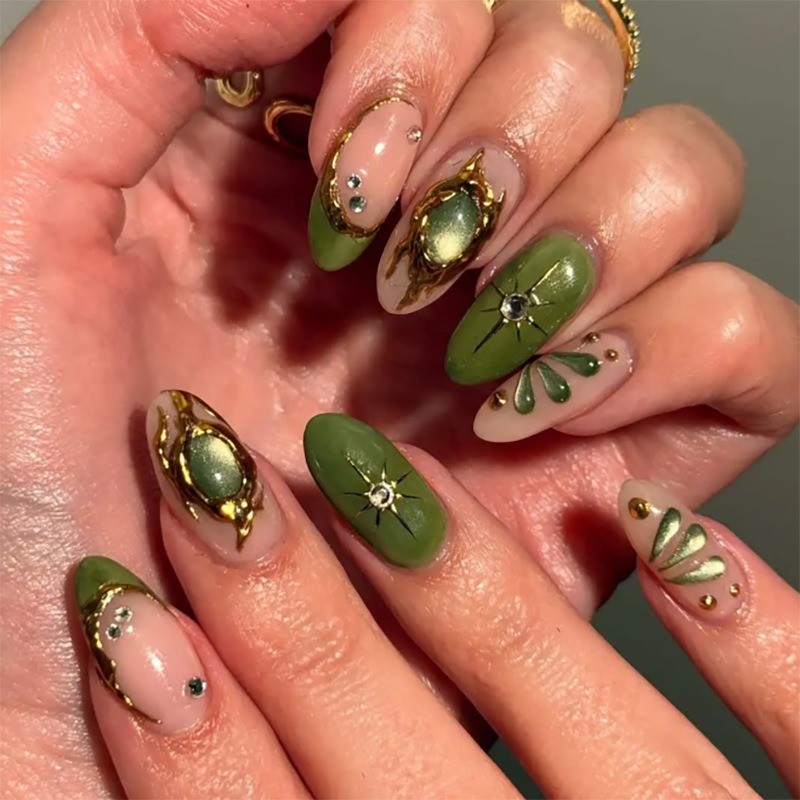 48pcs-Vintage Fake Nails with Green Nude Base, Gold Foil and Gemstone Accents