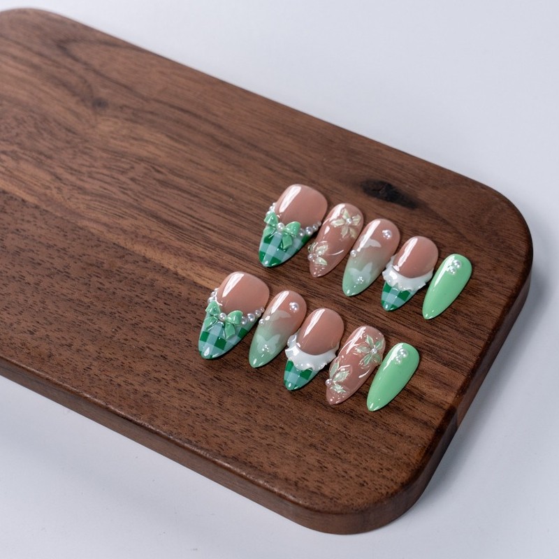 10pcs Green Almond Nails 3D Plaid Tip Flower Bow Pearl All Season