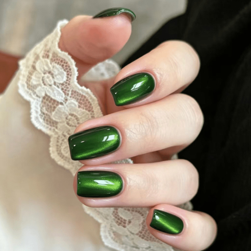 48 Pcs Dark Green Cat Eye Short Square Press on Nails, Elegant Daily Fake Nails