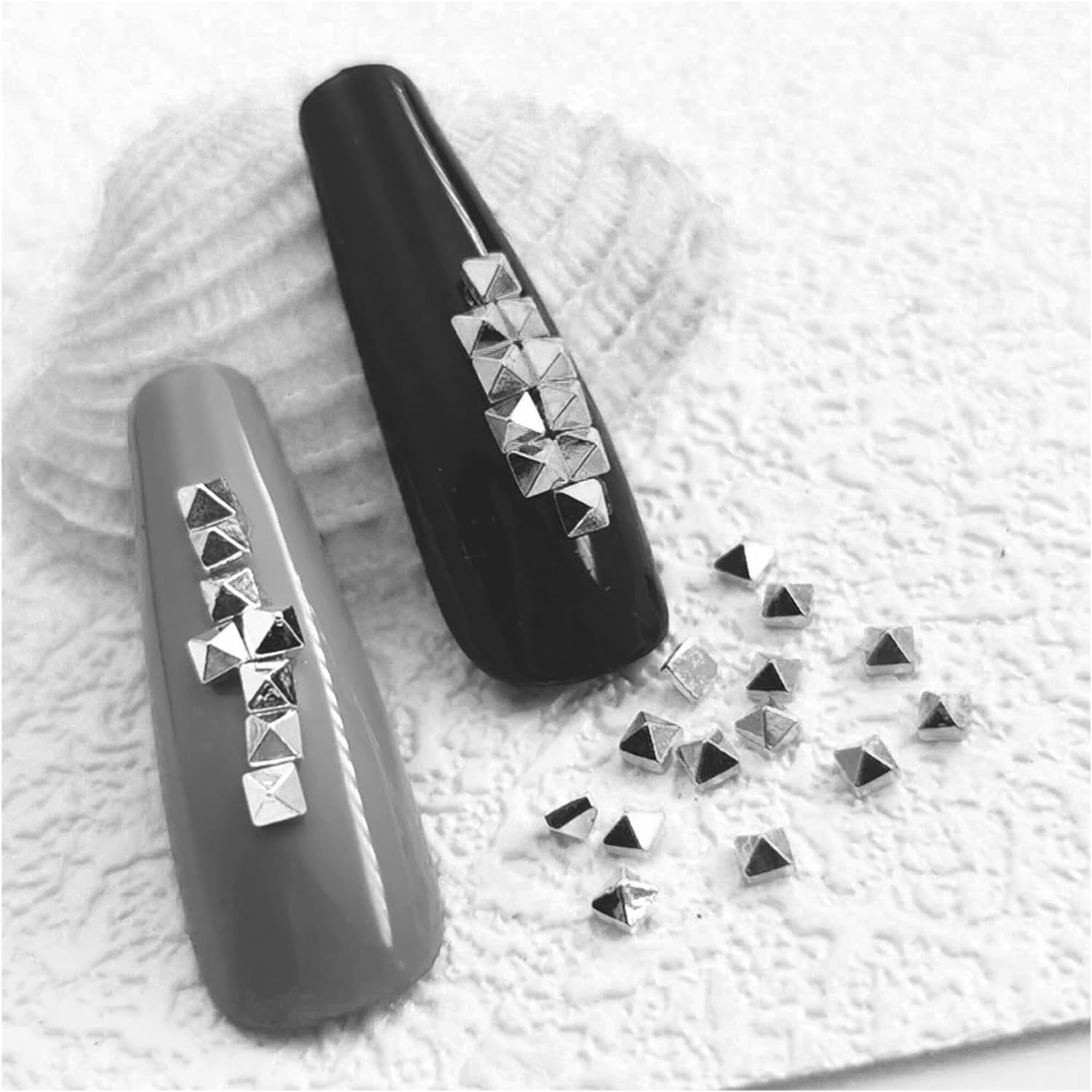 600pcs Silver Square Spire Nail Charms Alloy Mini Metal Rivet Nail Charms for…
