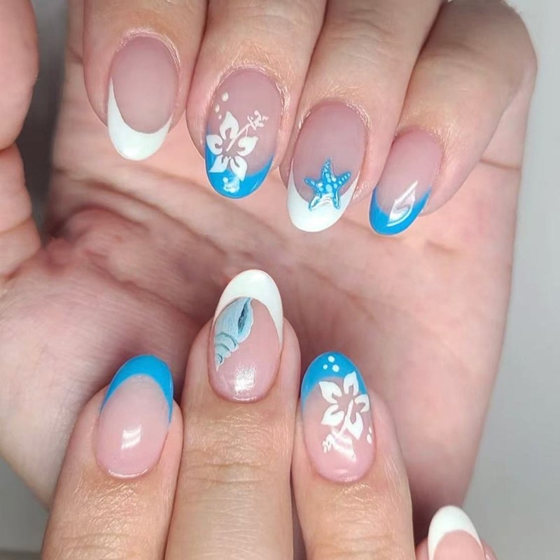 Elegant Ombres Floral Glitters Fake Nail Plastic Material Quick Application For