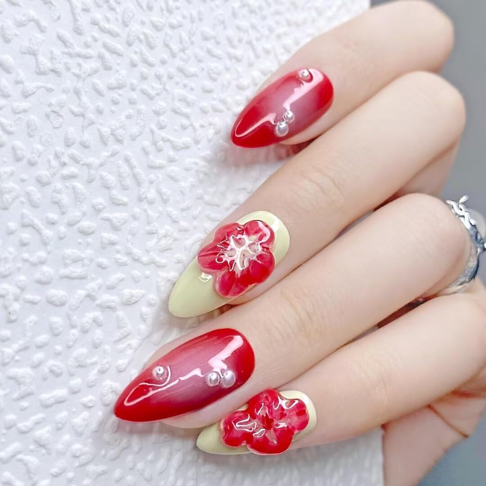 Handmade Press On Nails 10PCS Almond Fake Nails Short 3D Acrylic Cherry Heart