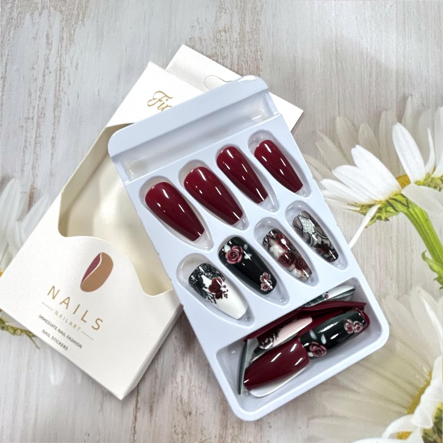 CJDLTS Press on Nails Medium Length Red Rose Flower False Nails Black Lace Pa…