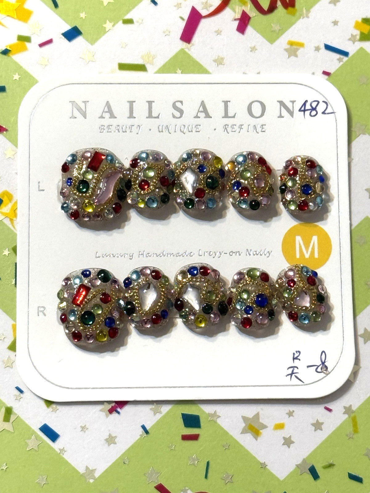 Nail Art Wearing Armor SQUOVAL MEDIUM Extra Short Multicolored Press On Manicure