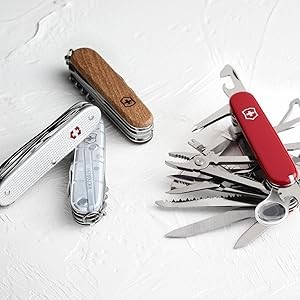 Nail Clip 580 Wood Swiss Army 6 Funct Poetknife with Nail