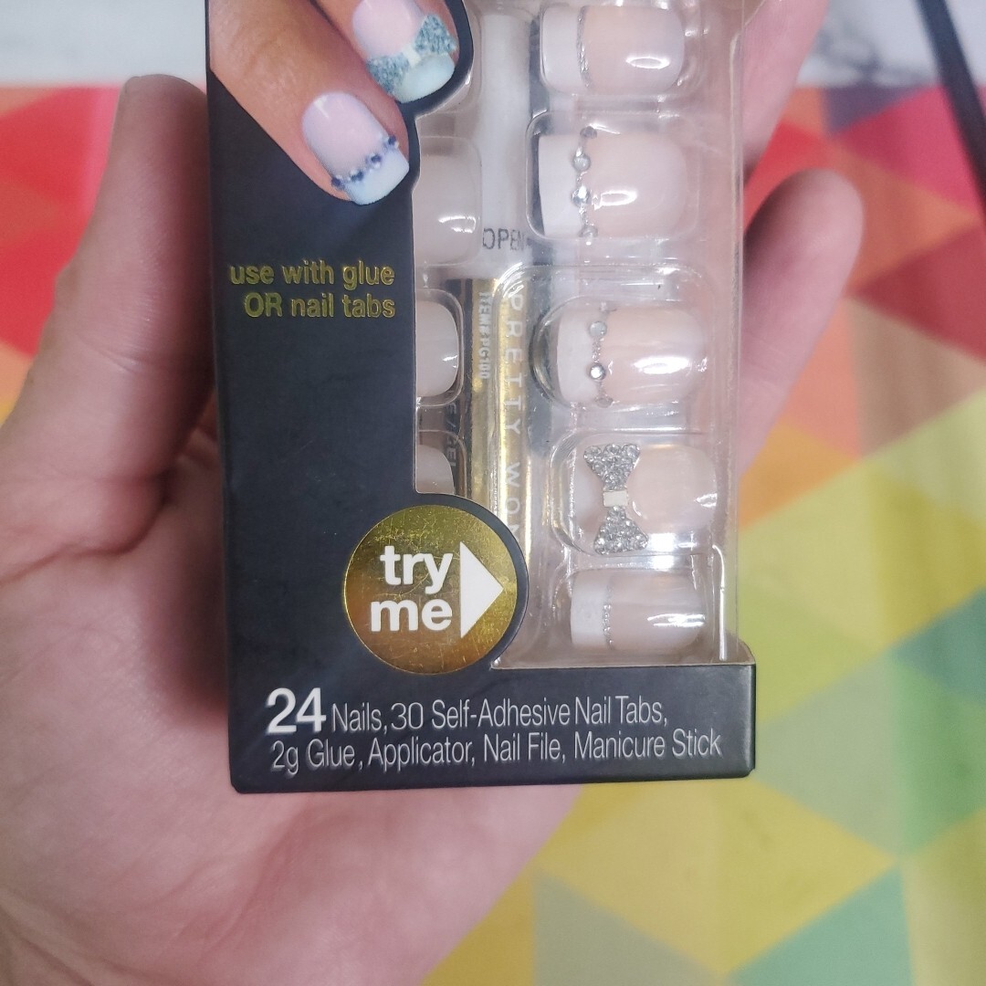 Pretty Woman 3D Occassion Nails ~ French Manicure W/Rhinestones (PW3D715) NEW!