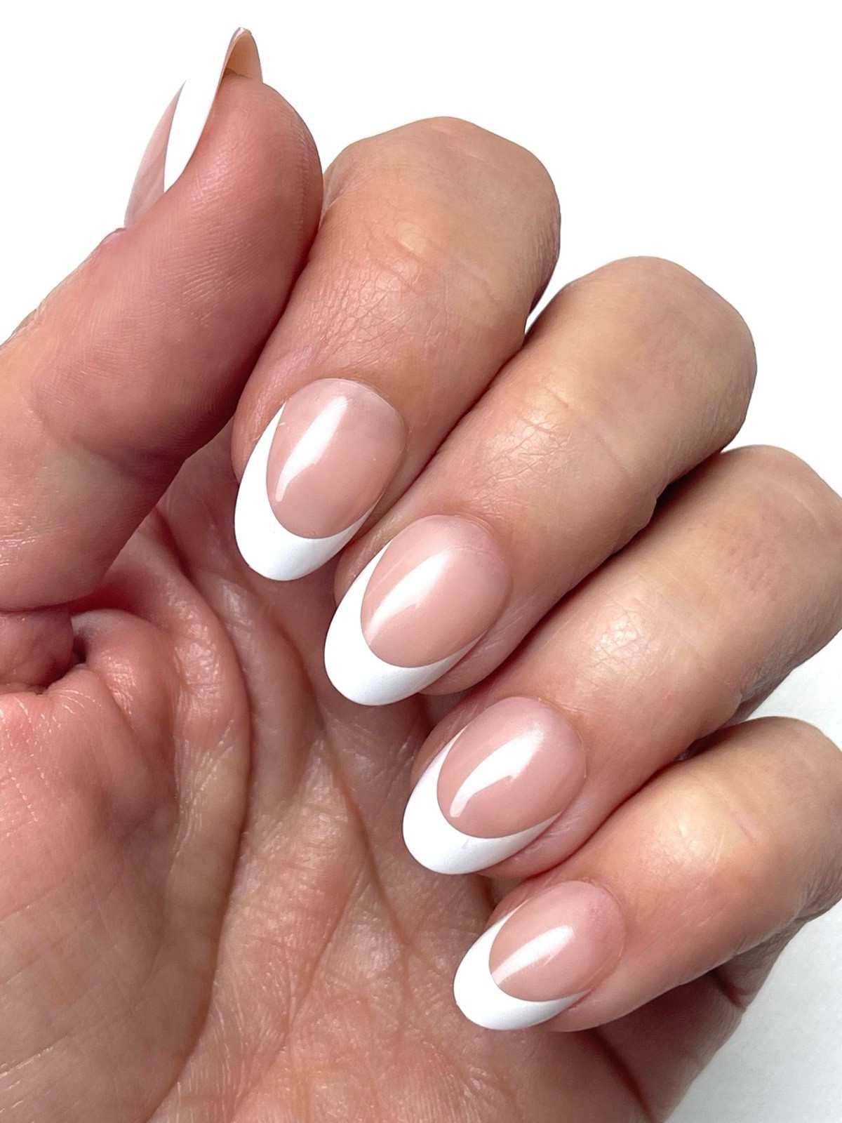 Red Aspen Press On Nails, Short Almond, Classic French, Mamie