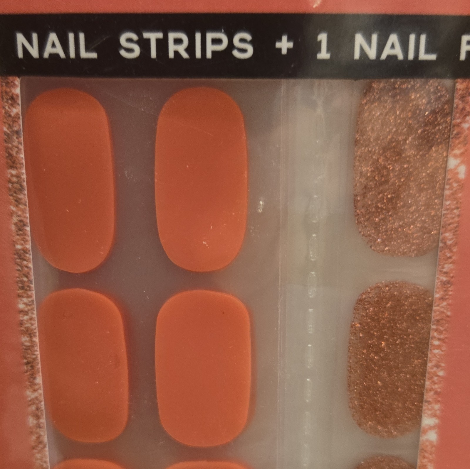 L.A. COLORS Self-Adhesive Pre-Designed Nail Polish Strips Square Short Glitter