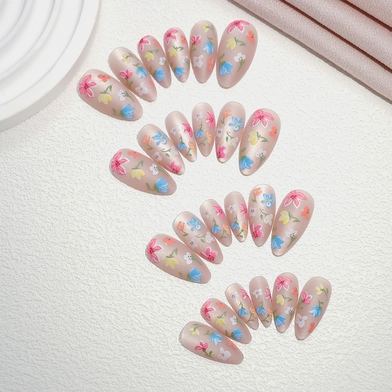 24Pcs Almond Artificial Nail With 3D Floral Effect And Cats Eye Detail