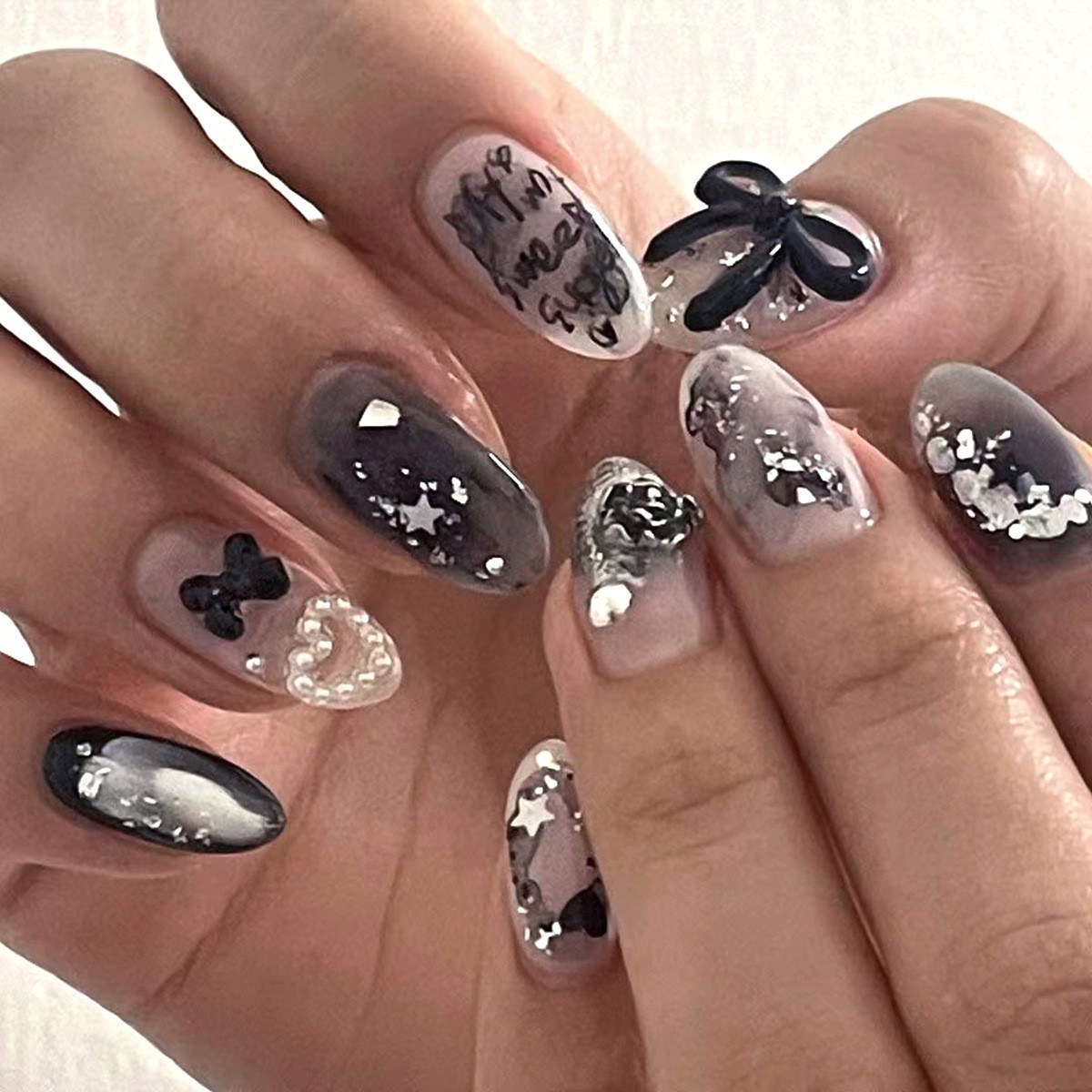 24pcs 3D Black Gray Punk Press On Nails with Letter Print, Medium Almond Shape