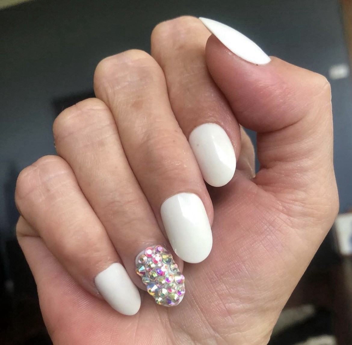 Satin And Silk Red Aspen Nail Dashes Press On Nails Shiny Medium Oval Round