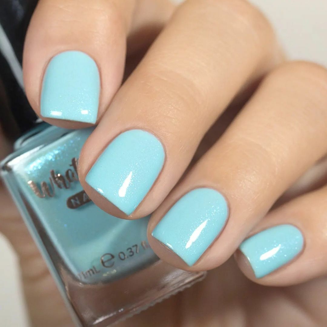 Lost Frost Regular Polish (Light Blue Crelly with Blue Iridescent Shimmer)