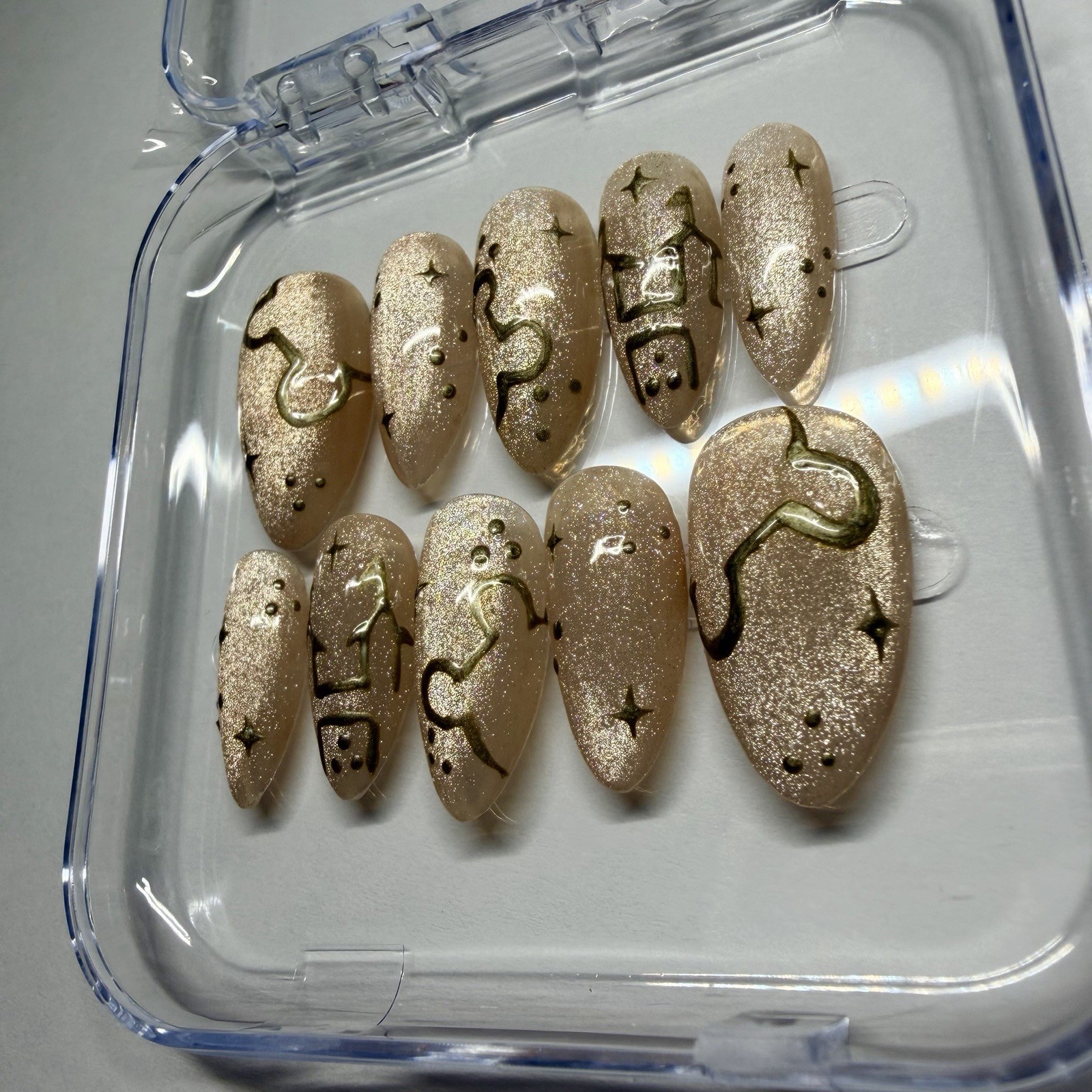 Beige/Gold Glitter Celestial Almond Press-On Nails